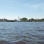 ein segelboot auf dem lauwersmeer